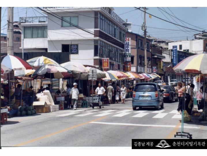 春내음 #6 약사천 위에서 시작된 시장, 풍물시장의 시간